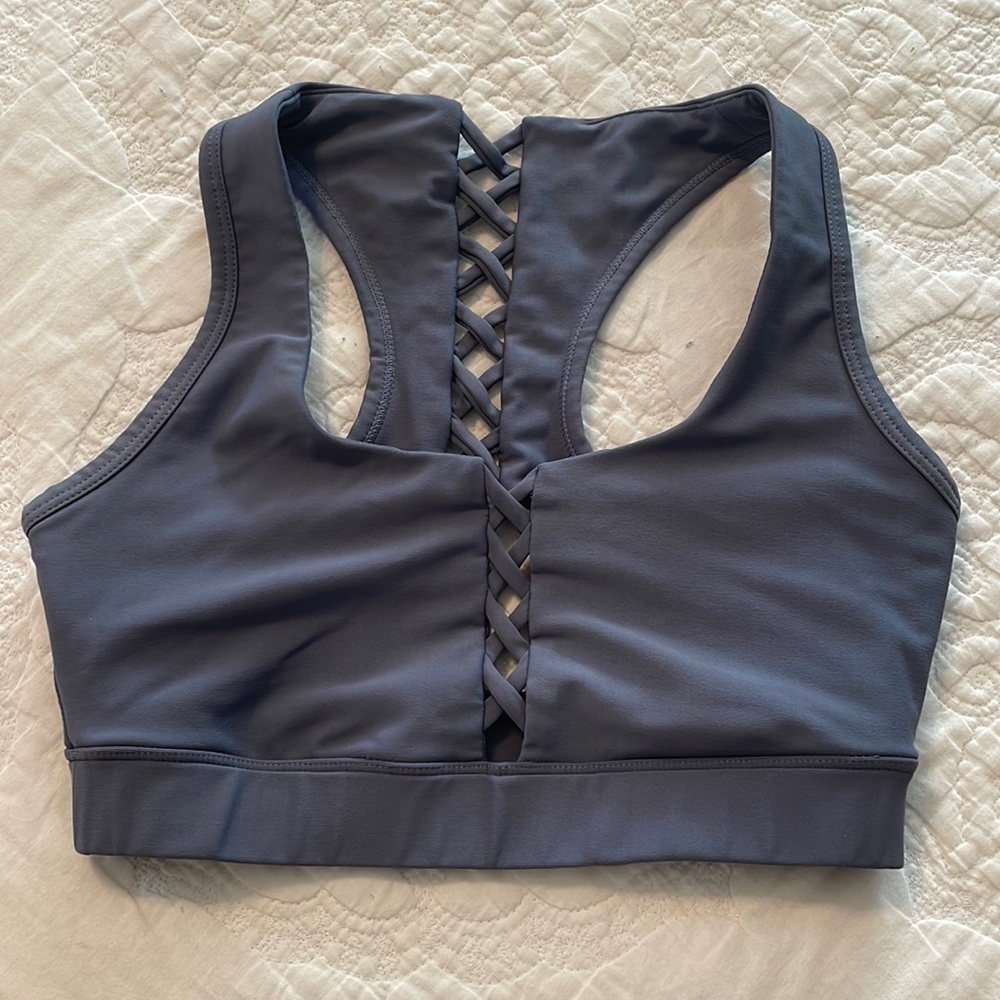 Soul Cycle cross hatch sports bra in gray